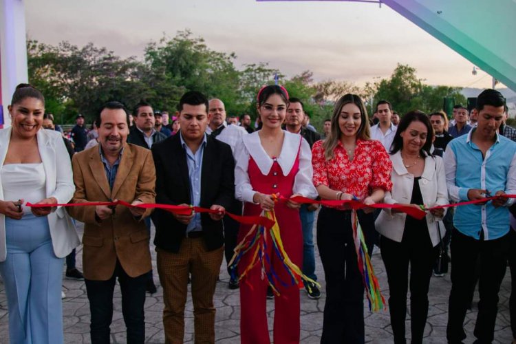 GERALDINE PONCE INAUGURA EL FESTIVAL DE LAS NIÑAS Y LOS NIÑOS