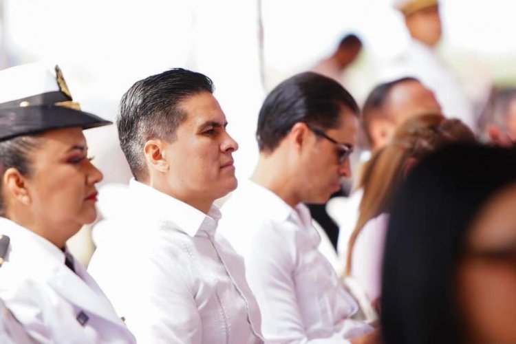 PAVEL JARERO ESTUVO PRESENTE EN LA CONMEMORACIÓN DEL DÍA DE LA MARINA EN EL PUERTO DE SAN BLAS.