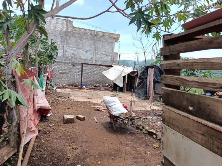 Vivienda segura para familias de escasos recursos. Miguel Ángel Navarro Quintero.